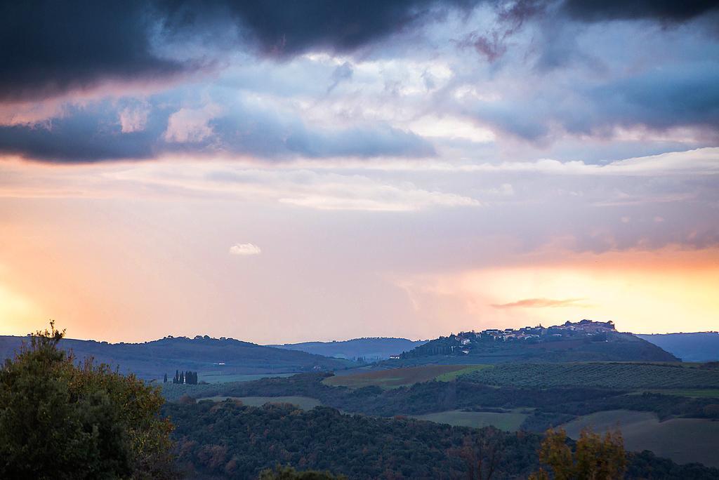 Agriturismo Grossola Castiglione d'Orcia Exterior photo
