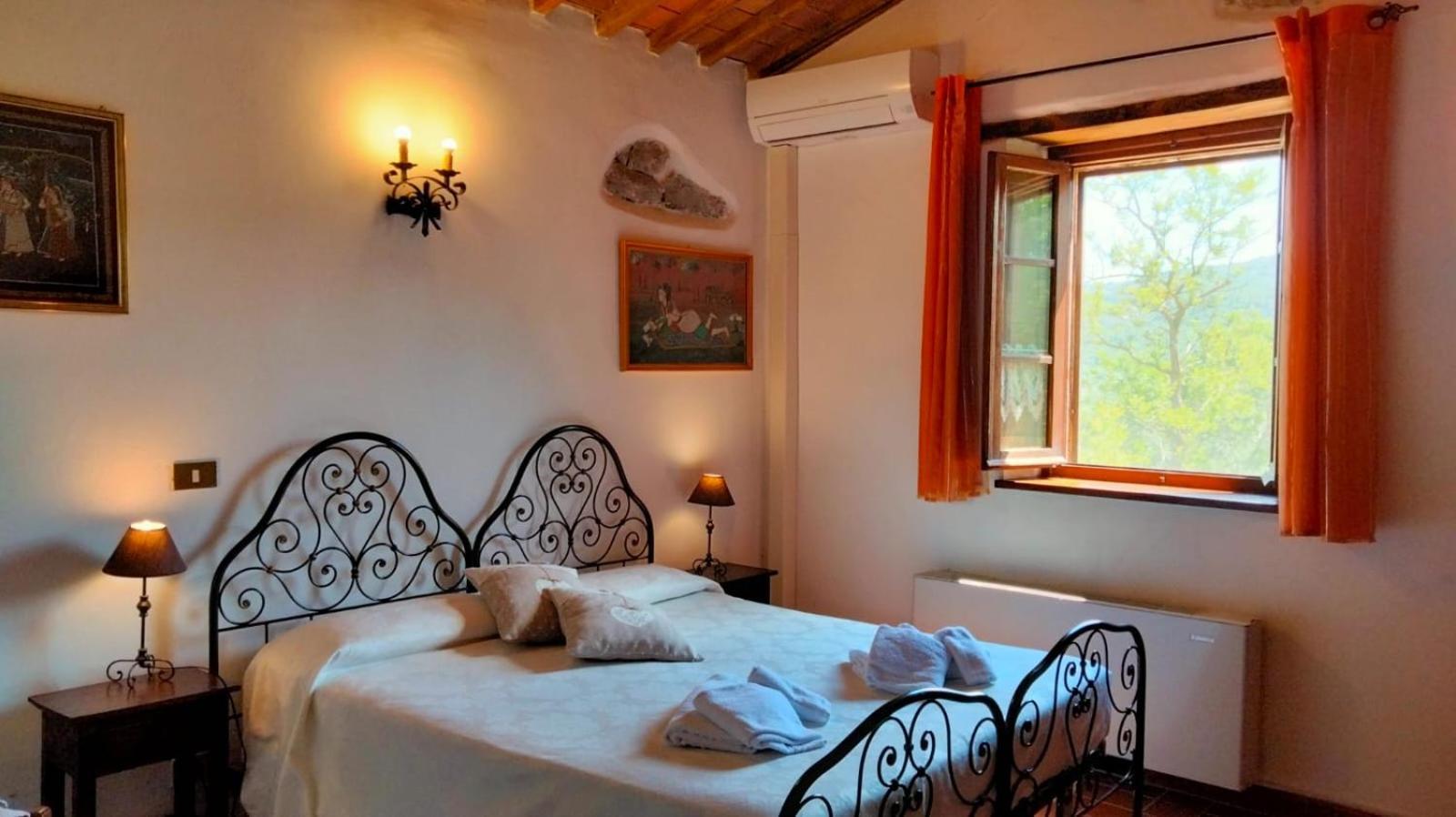 Agriturismo Grossola Castiglione d'Orcia Exterior photo