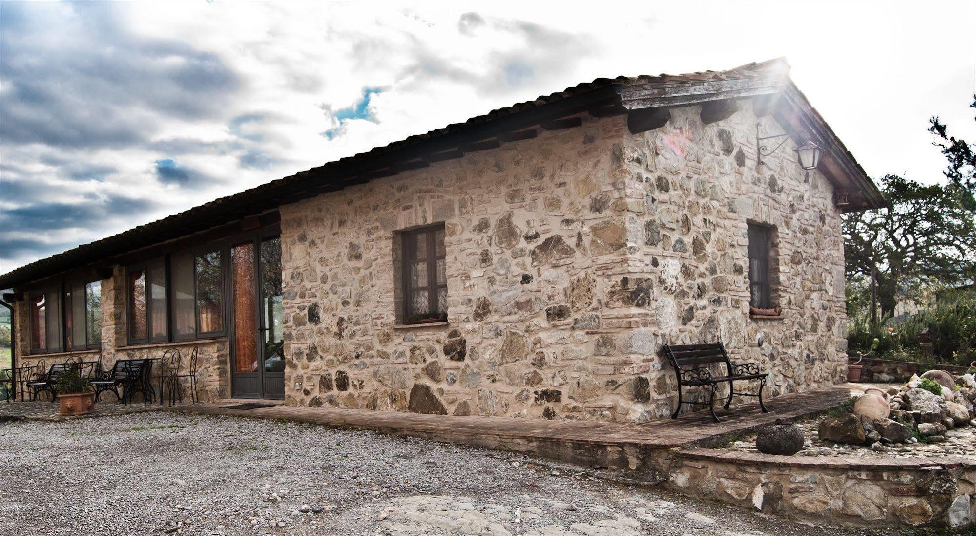 Agriturismo Grossola Castiglione d'Orcia Exterior photo